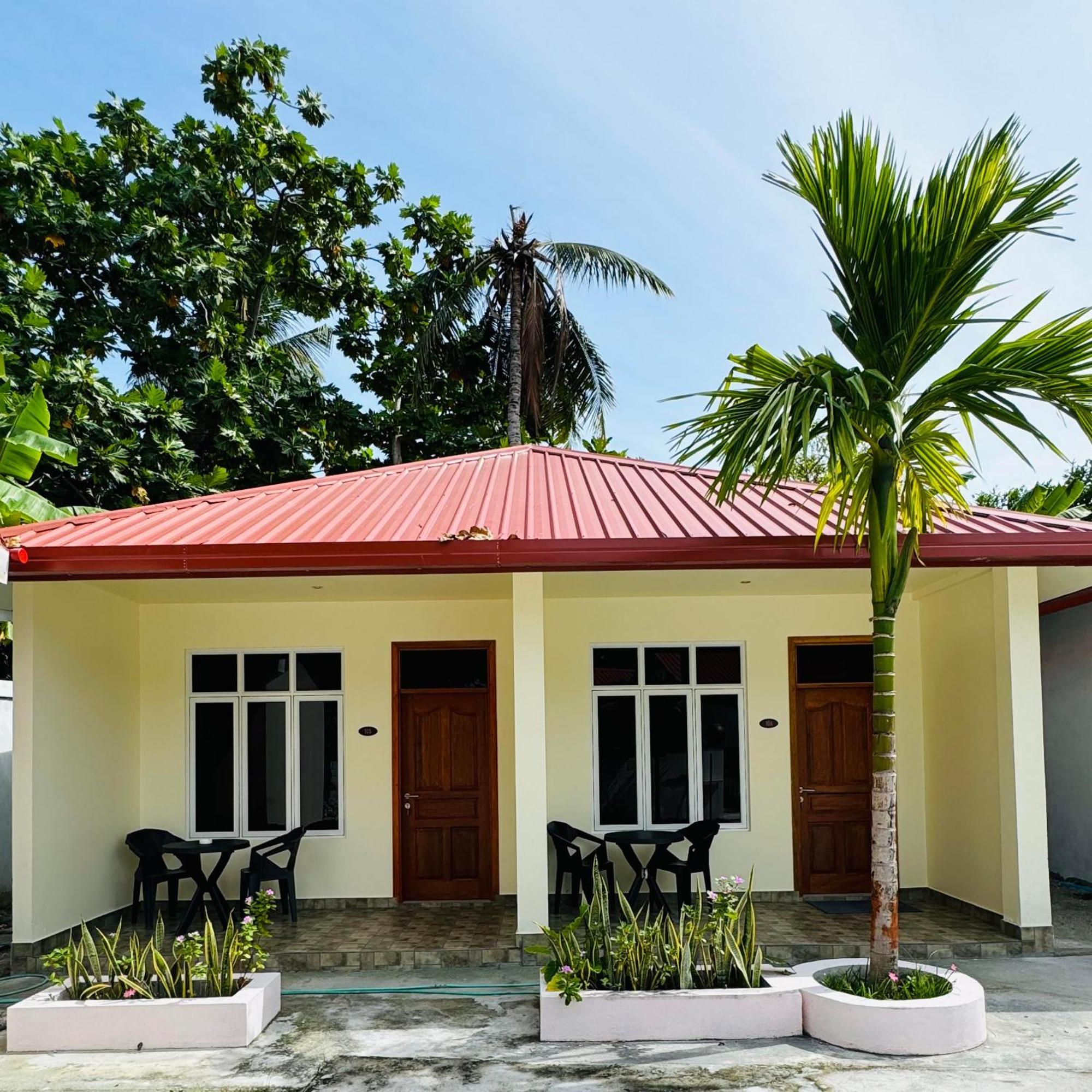 نزل Charming Holiday أدو أتول المظهر الخارجي الصورة