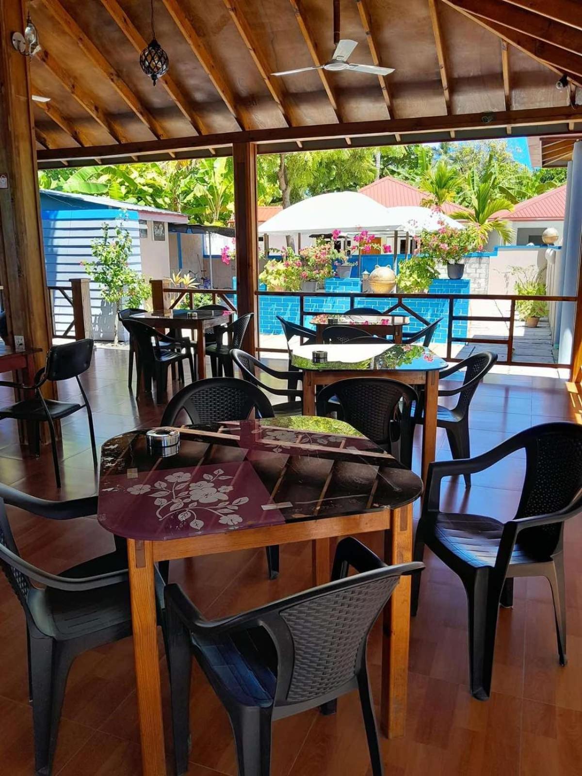 نزل Charming Holiday أدو أتول المظهر الخارجي الصورة